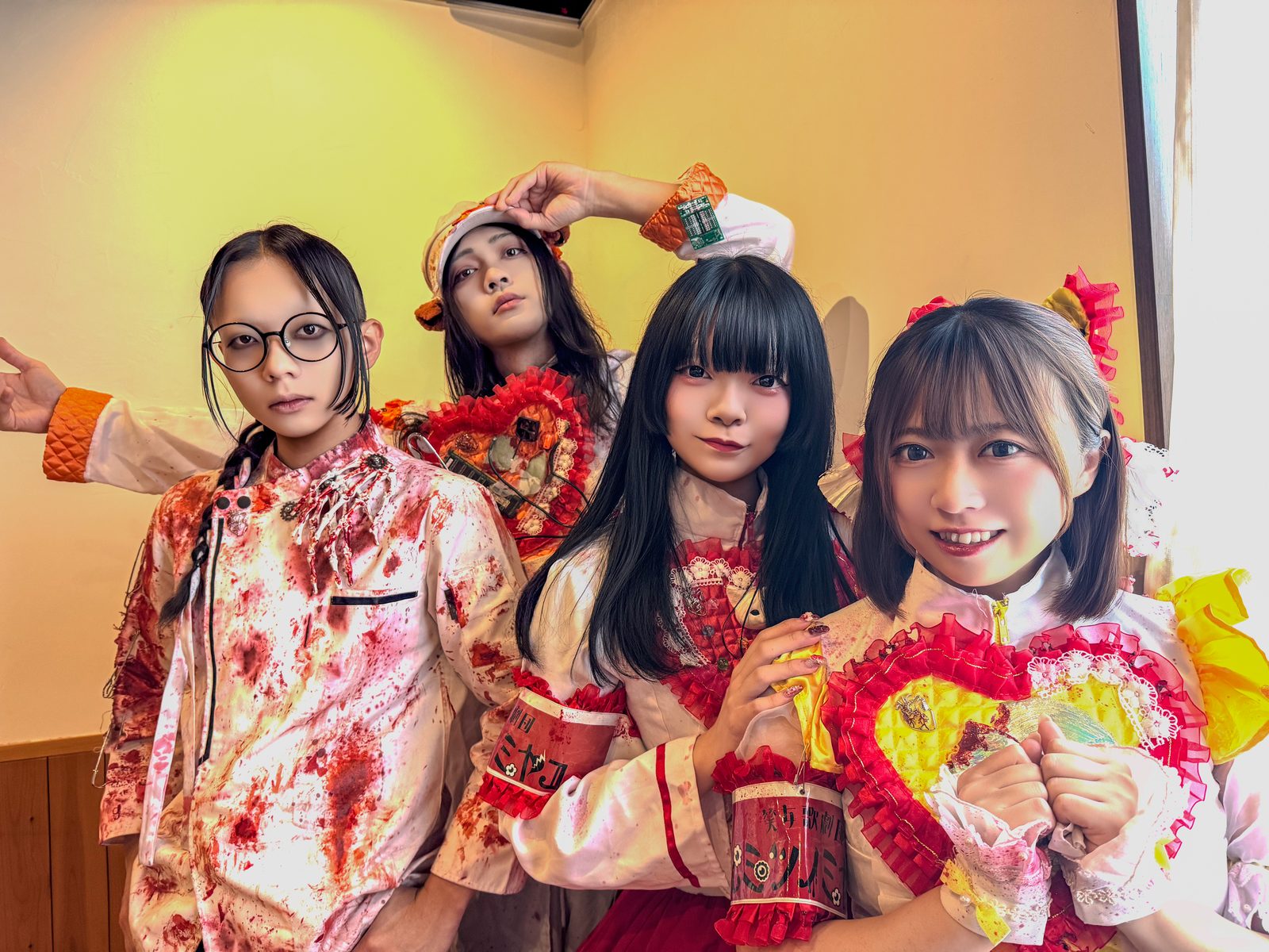 笑女歌劇団ヒミツノミヤコ
